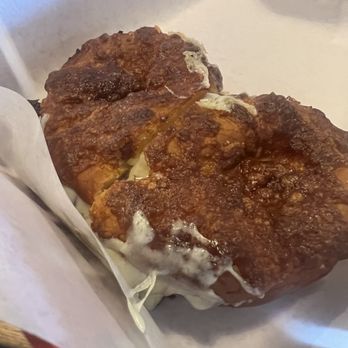 The Malted Barley - Gluten Free Brie & Blueberry Grilled Cheese - Pretzels Near Me - Providence, Rhode Island The Malted Barley - Gluten Free Brie & Blueberry Grilled Cheese - Pretzels Near Me - Providence, Rhode Island