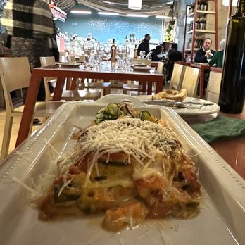 Eating Bear - Veggie lasagna - Wine Bars Near Me - Lisbon, 11