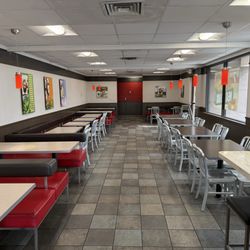 Arby's - Dining room