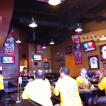 First Class Pizza - Pizza Near Me - Fountain Valley, California
