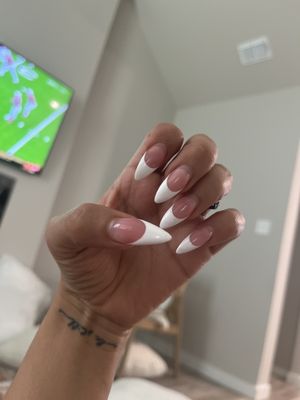 Bella Nails & Spa- Selena