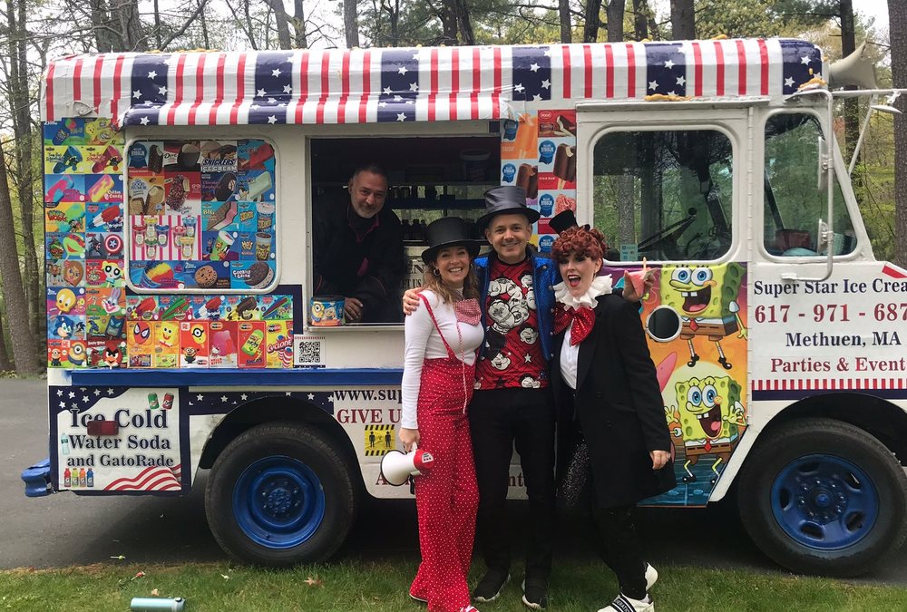 1 ICE CREAM TRUCK Updated June 2024 Boston, Massachusetts Food