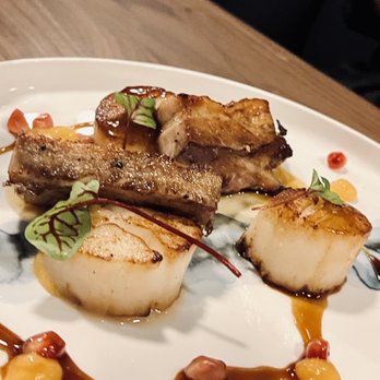 Ramsay's Kitchen - Scallops - New American Near Me - Las Vegas, Nevada