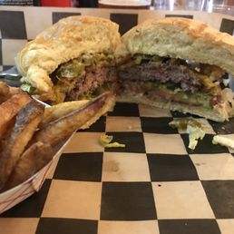 4oz cheeseburger with lettuce tomato crispy onion jalapeños and Mayo with hand cut fries