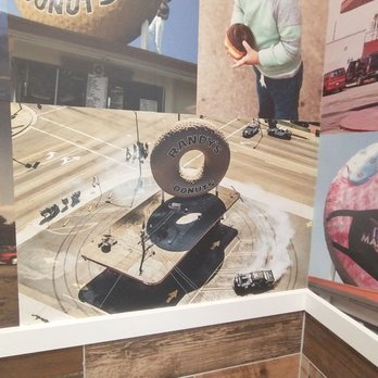 Randy’s Donuts - Coffee & Tea Near Me - San Diego, California