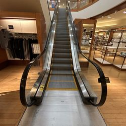 Belk - Belk Streets At Southpoint Escalators