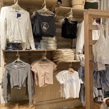 Brandy Melville - Women's Clothing Near Me - New York, New York