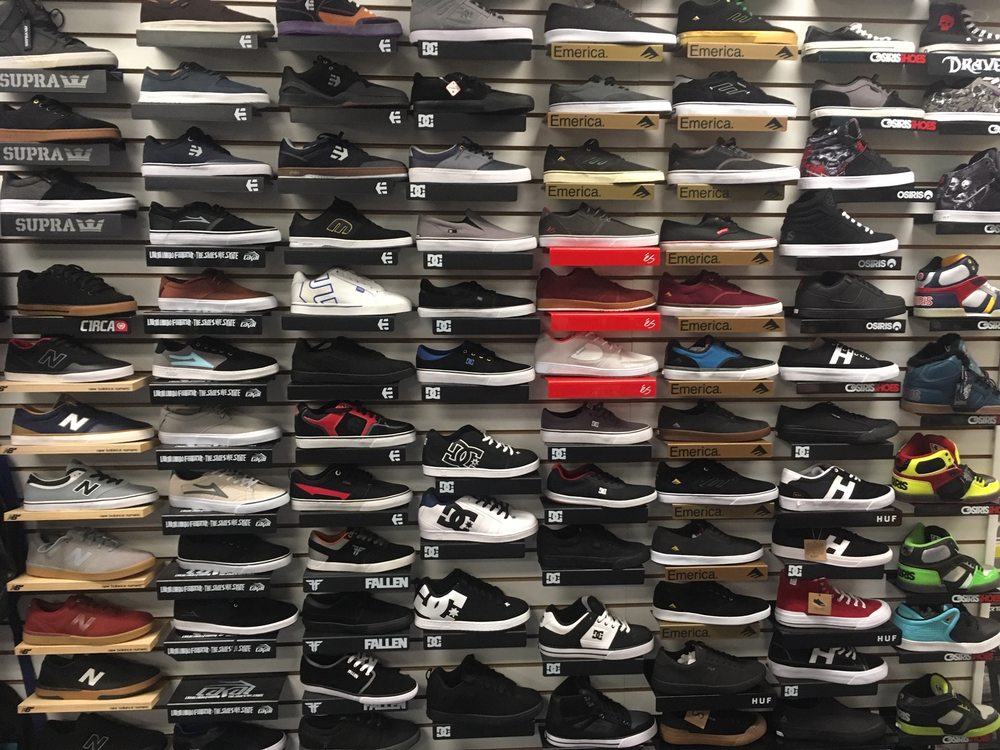 ANIME TO SKATEBOARDS 27 Photos Toy Stores 13587 Eureka Rd