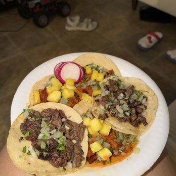 Yum Yum Freeway Tacos - Asada and pastor - Tacos Near Me - Yucca Valley, California Yum Yum Freeway Tacos - Asada and pastor - Tacos Near Me - Yucca Valley, California