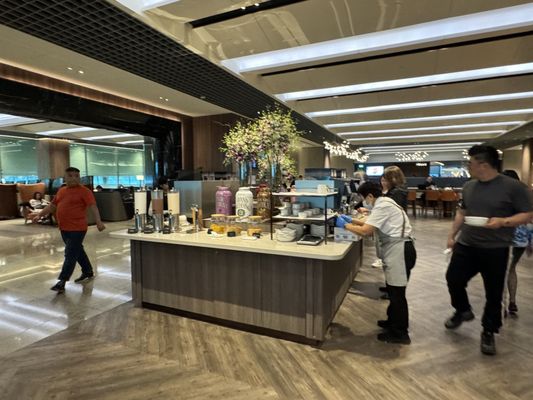 SilverKris Lounge - Terminal 3 by null