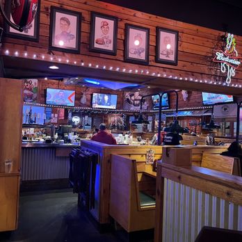 Texas Roadhouse - Dining - Barbeque Near Me - Snellville, Georgia Texas Roadhouse - Dining - Barbeque Near Me - Snellville, Georgia