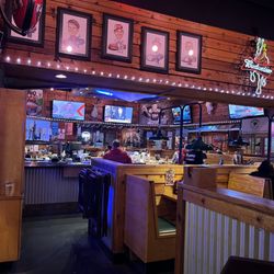 Texas Roadhouse - Dining