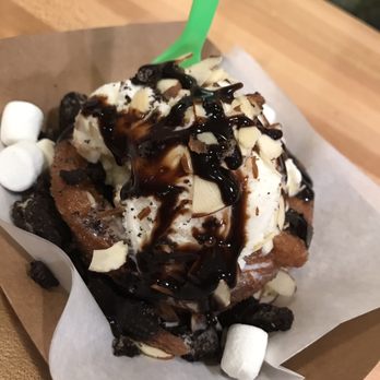 DULCE Churro Cafe - Desserts Near Me - Gilbert, Arizona