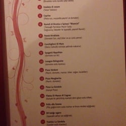 La Gondola Restaurant - Geçen seneden kalma bir menü buldum! 1-5 arası başlangıç, 6-10 arası ara sıcak, 11-16 arası ana yemek, 17-18 ise tatlı :')