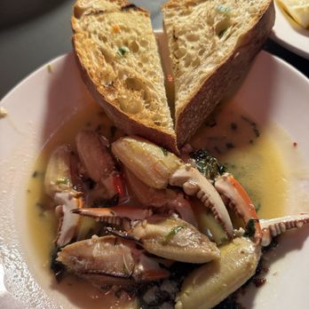 Uliveto - Crab finger - Mediterranean Near Me - Richmond, Virginia