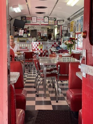 Rock & Roll Diner by null