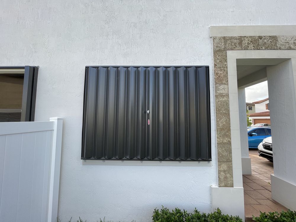 Slide of Strange & Strange Construction