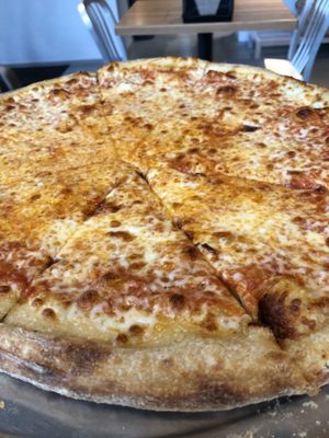 Junior's Pizza by null