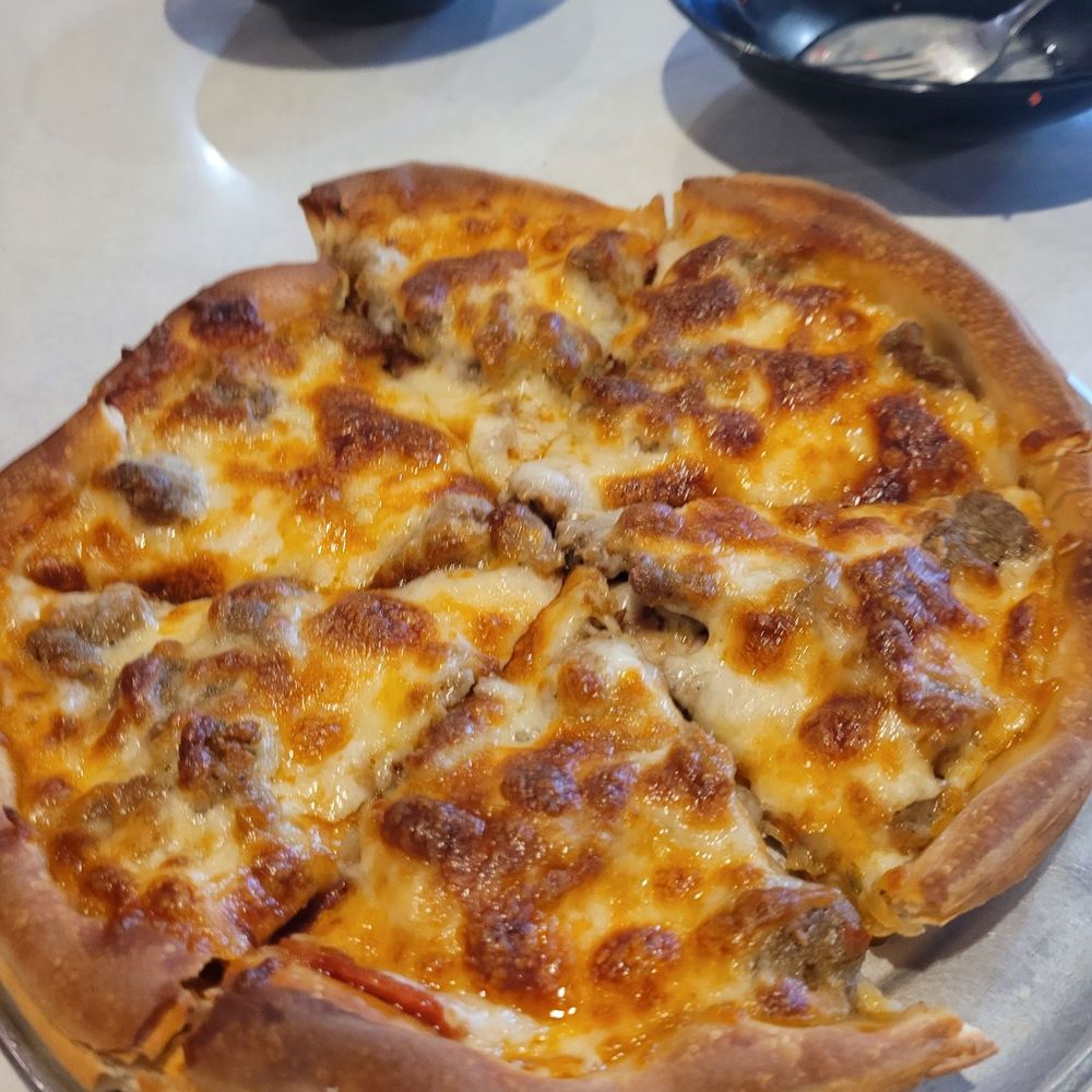 Pizza Shoppe - Sausage and pepperoni (Prince size) - Pizza Near Me - Bixby, Oklahoma Pizza Shoppe - Sausage and pepperoni (Prince size) - Pizza Near Me - Bixby, Oklahoma