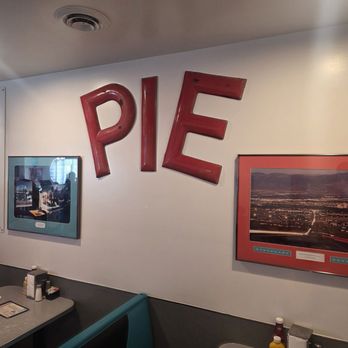 66 Diner - Diners Near Me - Albuquerque, New Mexico