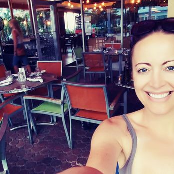 Oliver's Bistro - Breakfast & Brunch Near Me - Miami Beach, Florida