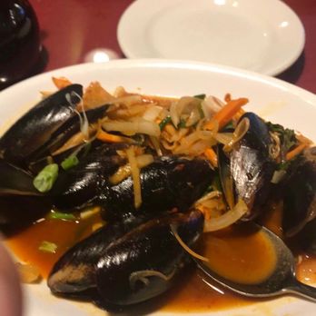 Bangkok Place Thai Restaurant - Spicy mussels - Thai Near Me - Elkhart, Indiana