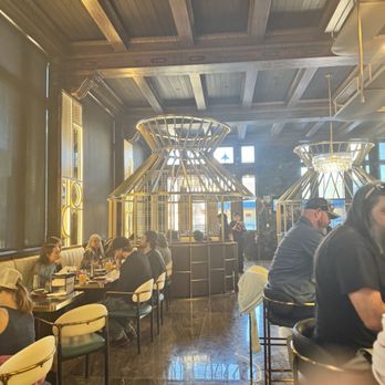 Nara Ramen and Sushi Bar - Dining room - Sushi Bars Near Me - Caldwell, Idaho