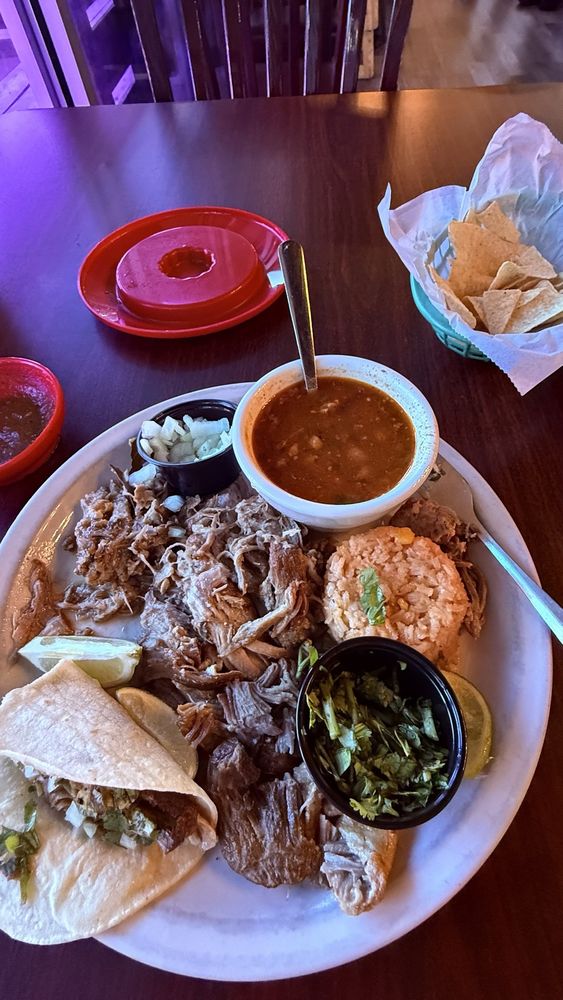 Ajuua Mexican Grill