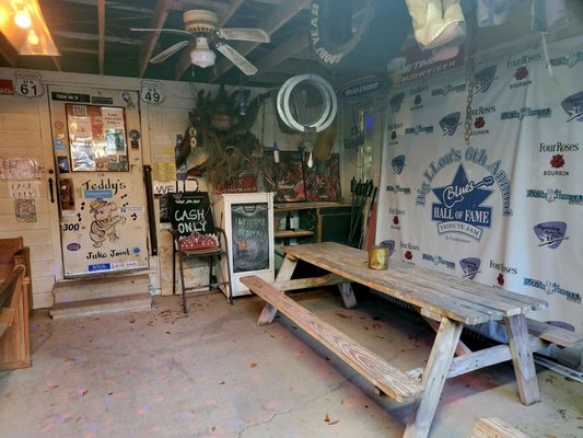 Teddy's Juke Joint by null