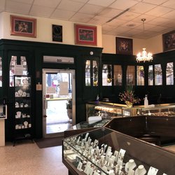 Dickens Charles E Fine Jewelry & Gifts