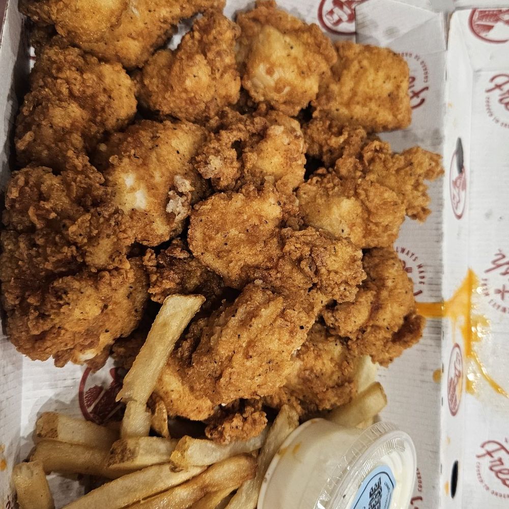 Slim Chickens - This food was so salty it was not edible - Chicken Wings Near Me - Lake Wales, Florida