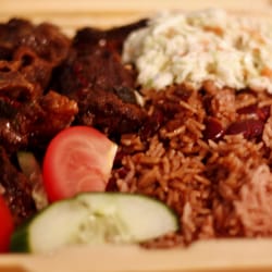 Oceanz Takeaway - Oxtail with rice & peas and slaw....€7,50 only! Get it while they got it...