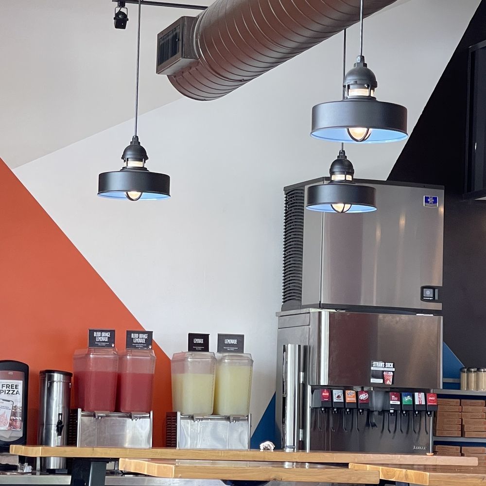 Blaze Pizza - Pizza Near Me - Fresh Meadows, New York