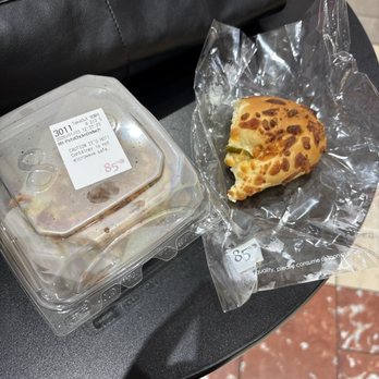 85°C Bakery Cafe-Portland - Bakeries Near Me - Tigard, Oregon