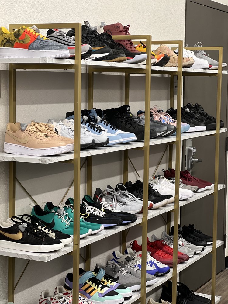 UPTOWN CHEAPSKATE GILBERT Updated September 2024 10 Photos & 19