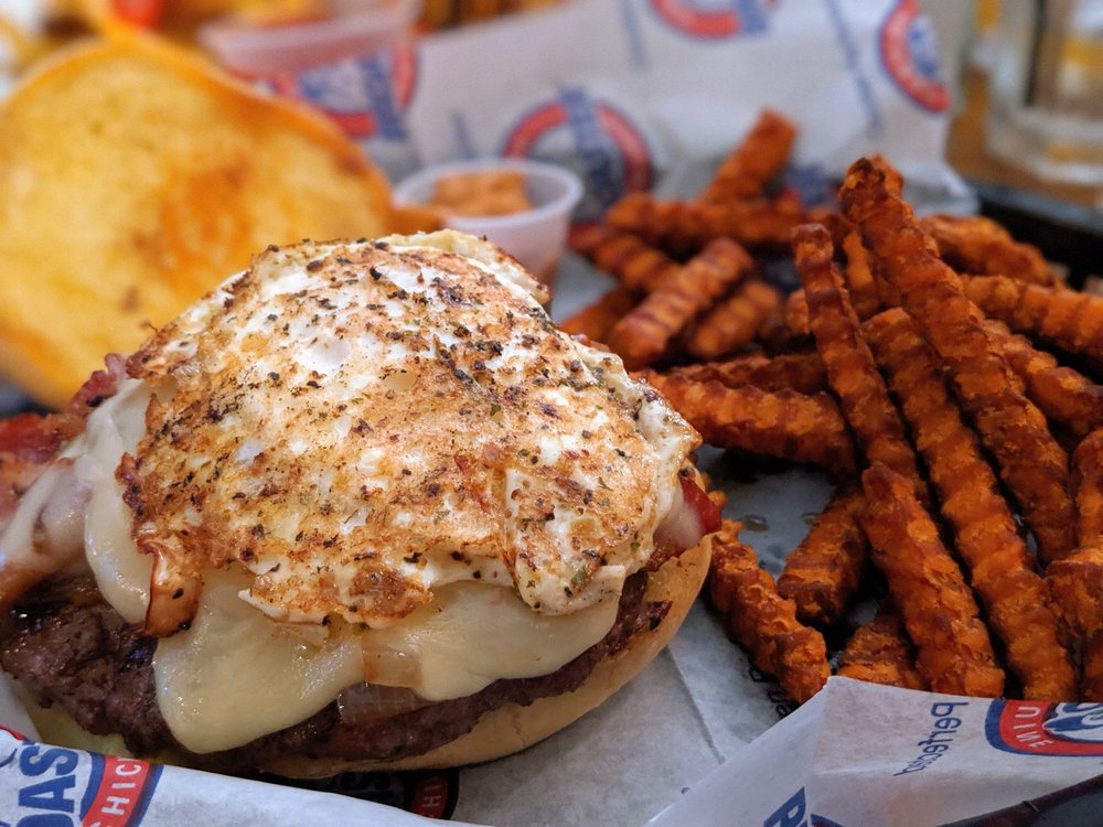 THE THROTTLE BAR & GRILL Updated September 2024 1671 E State Hwy M35, Little Lake, Michigan