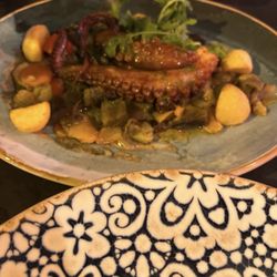 Grill octopus