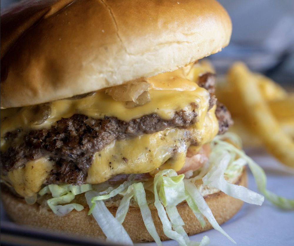 Broadway Plates And Pints