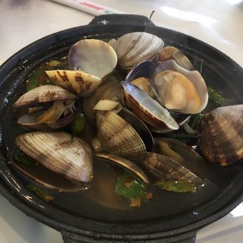 Bien Hen Restaurant - Steamed lemongrass tom yum clams - Seafood Near Me - Westminster, California Bien Hen Restaurant - Steamed lemongrass tom yum clams - Seafood Near Me - Westminster, California