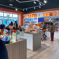 Le Creuset Outlet Store