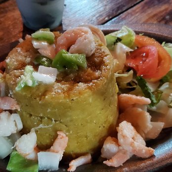 Bobbys Place - Seafood Near Me - Naguabo, Puerto Rico