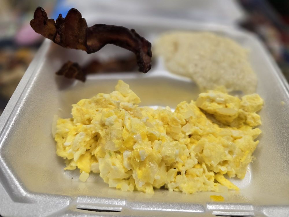 BALLS GRILL & PRODUCE Updated October 2024 18 Photos & 16 Reviews