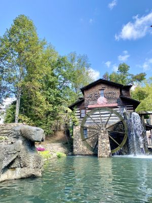 Grist Mill & Cinnamon Bread by null
