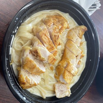 Pasta and Cream - Grilled Chicken Alfredo Fettuccine - Italian Near Me - Franklin, Tennessee Pasta and Cream - Grilled Chicken Alfredo Fettuccine - Italian Near Me - Franklin, Tennessee