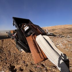 Junk N My Truck - Sad day but the piano was finished.