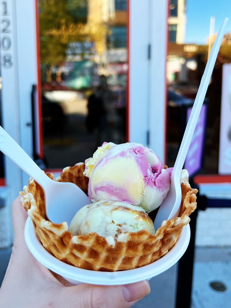 JENI’S SPLENDID ICE CREAMS 196 Photos & 119 Reviews 1208 S Congress