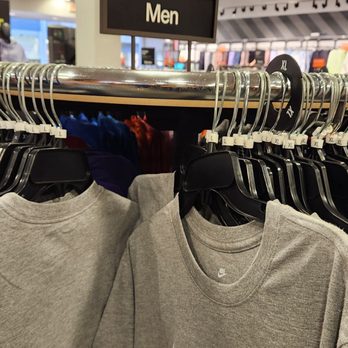Nike Clearance Store - Gurnee - Shoe Stores Near Me - Gurnee, Illinois Nike Clearance Store - Gurnee - Shoe Stores Near Me - Gurnee, Illinois