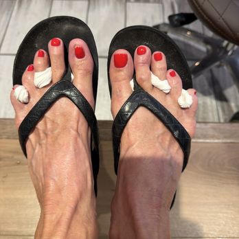 Nature Love Salon - Toes looking pretty! - Nail Salons Near Me - Sacramento, California Nature Love Salon - Toes looking pretty! - Nail Salons Near Me - Sacramento, California