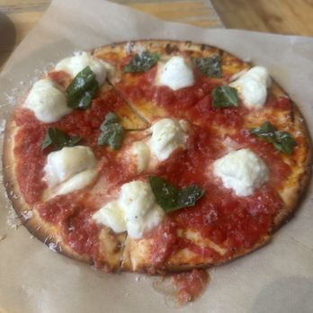True Food Kitchen - Margherita Pizza (Veg) - Vegetarian Near Me - Pasadena, California True Food Kitchen - Margherita Pizza (Veg) - Vegetarian Near Me - Pasadena, California