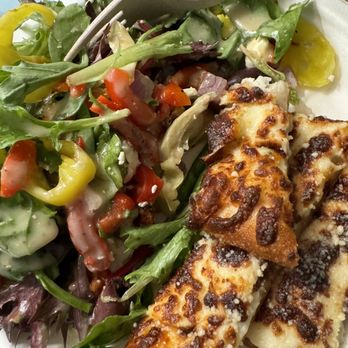 Trophy Room Pub & Pizzeria - Greek salad and cheese bread - Beer, Wine & Spirits Near Me - Boyne Falls, Michigan